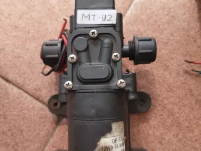 Motor Pompa DC